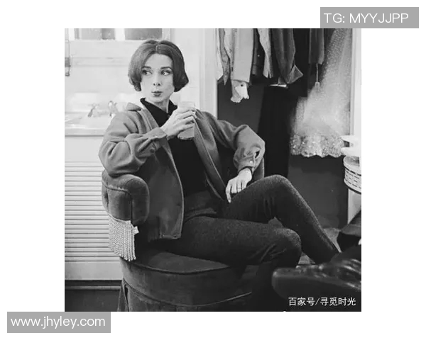 足球明星的平民风格对比图集展现他们的另一面与真实生活